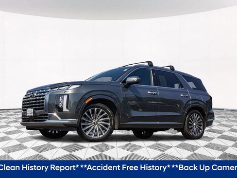 Used 2023 Hyundai Palisade Calligraphy w/ Cargo Package AWD/4WD image 2