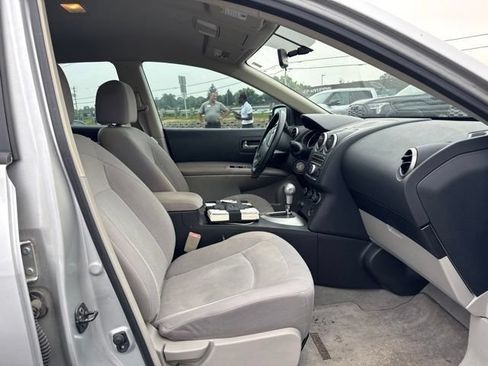 Used 2011 Nissan Rogue S AWD/4WD image 8