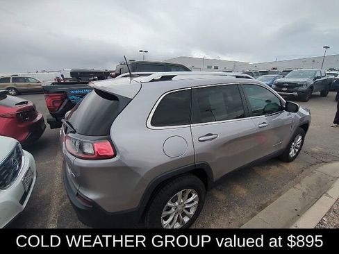 Used 2019 Jeep Cherokee Latitude w/ Cold Weather Group image 4