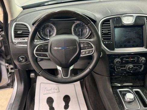 Used 2017 Chrysler 300 C w/ Safetytec Plus Group AWD/4WD image 14