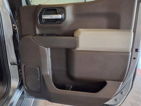 Used 2021 Chevrolet Silverado 1500 LT w/ Safety Package II image 11