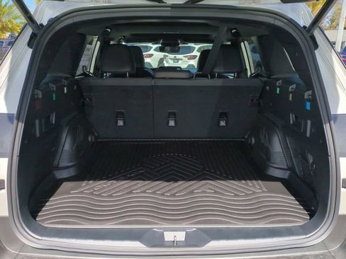 New 2026 Subaru Outback Limited AWD/4WD image 12