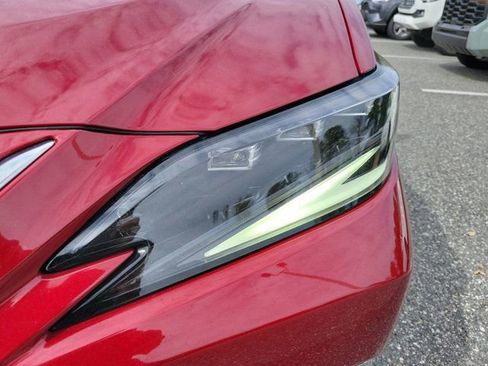 Used 2024 Lexus ES 300h Ultra Luxury w/ Accessory Package (Z2) image 16