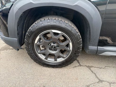 Used 2024 Honda Pilot TrailSport image 16