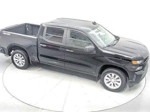 Used 2019 Chevrolet Silverado 1500 Custom w/ Custom Value Package image 40