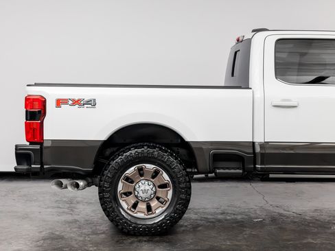 Used 2024 Ford F250 King Ranch w/ FX4 Off-Road Package AWD/4WD image 24