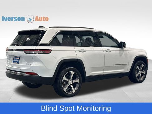 Used 2023 Jeep Grand Cherokee Limited AWD/4WD image 9