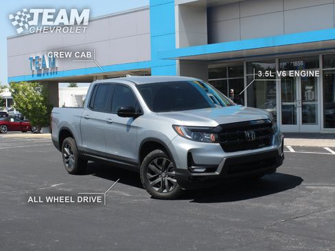 Used 2024 Honda Ridgeline Sport image 2