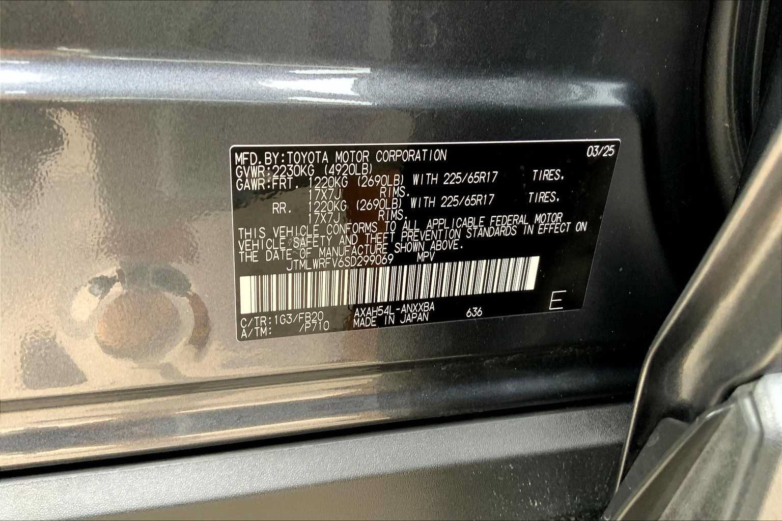 Used 2025 Toyota RAV4 LE AWD/4WD image 34