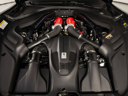 Certified 2025 Ferrari Roma Spider image 46