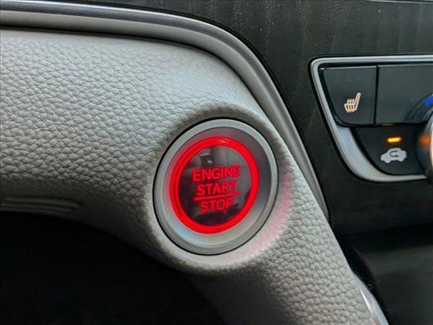 Used 2019 Honda Accord EX image 17