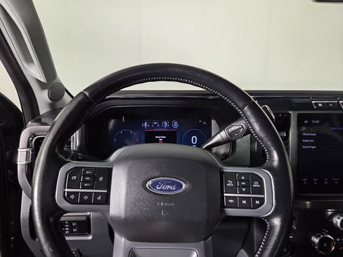 Used 2024 Ford F250 Lariat image 17