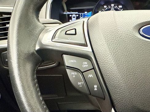 Used 2020 Ford Edge Titanium w/ Equipment Group 301A image 11