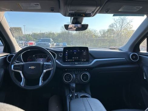 Used 2023 Chevrolet Blazer LT w/ Sound & Technology Package image 5