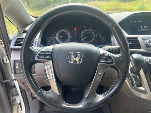 Used 2017 Honda Odyssey Touring image 9