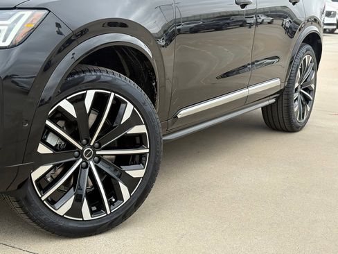 New 2026 Volvo XC90 B6 Ultra w/ Protection Package Premier image 8