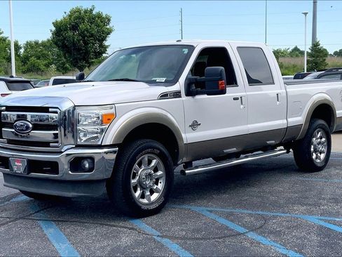 Used 2011 Ford F250 Lariat w/ Lariat Interior Pkg AWD/4WD image 5