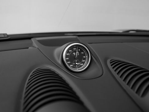 Used 2020 Porsche 718 Boxster Spyder image 44