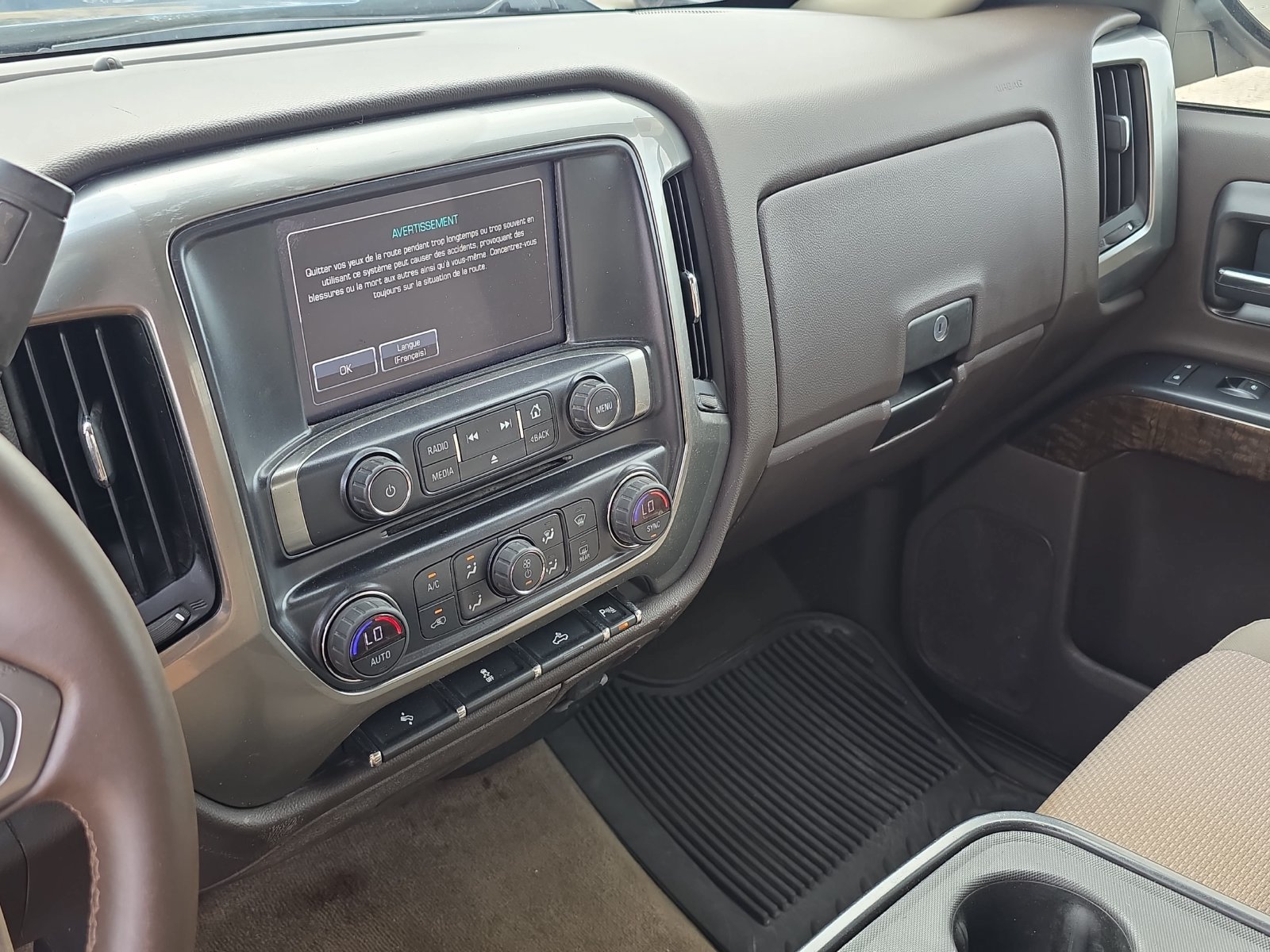 Used 2018 Chevrolet Silverado 1500 LT w/ Texas Edition RWD image 18