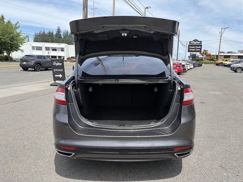 Used 2016 Ford Fusion Titanium AWD/4WD image 8