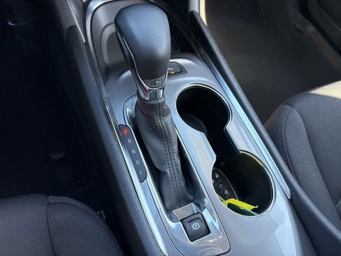 Used 2024 Chevrolet Malibu LT w/ Midnight Edition image 17