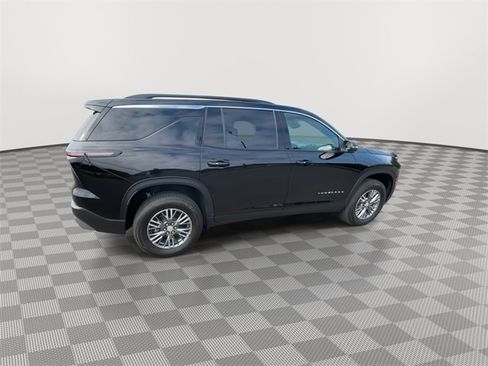 New 2025 Chevrolet Traverse LT w/ Driver Confidence Package image 8