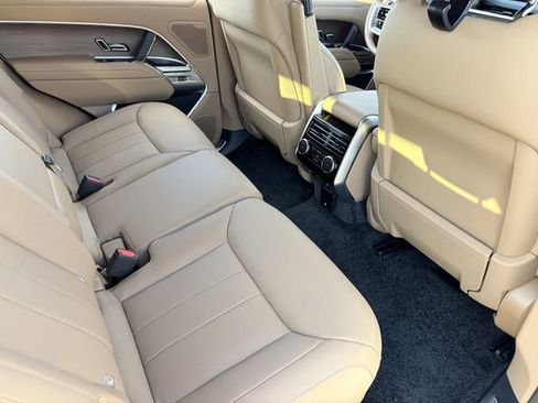 Used 2026 Land Rover Range Rover SE AWD/4WD image 22