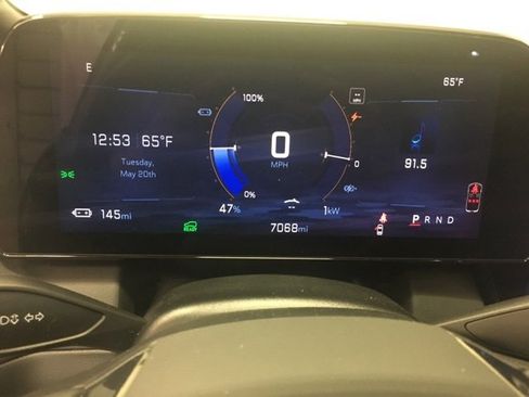 Used 2024 Chevrolet Equinox EV RS image 27