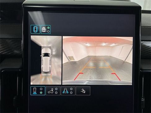 Used 2025 GMC Yukon AT4 image 14