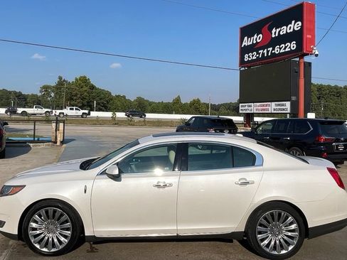 Used 2016 Lincoln MKS w/ Equipment Group 101A FWD image 5