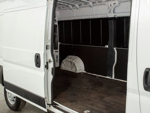 Used 2023 RAM ProMaster 2500 image 14