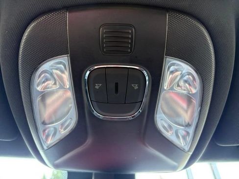Used 2024 Jeep Compass Latitude AWD/4WD image 28