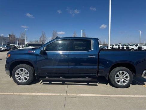 Used 2023 Chevrolet Silverado 1500 LTZ image 9