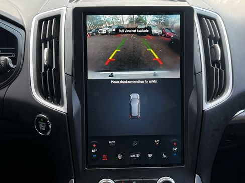 Used 2022 Ford Edge SEL w/ Sport Appearance Package image 16