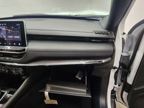 New 2026 Jeep Compass Latitude image 40