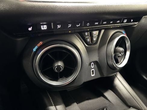 Certified 2024 Chevrolet Blazer LT w/ Convenience Package FWD image 18