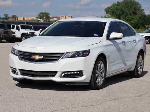 Used 2018 Chevrolet Impala LT FWD image 6