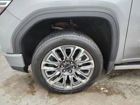 Used 2023 GMC Sierra 1500 Denali Ultimate AWD/4WD image 44