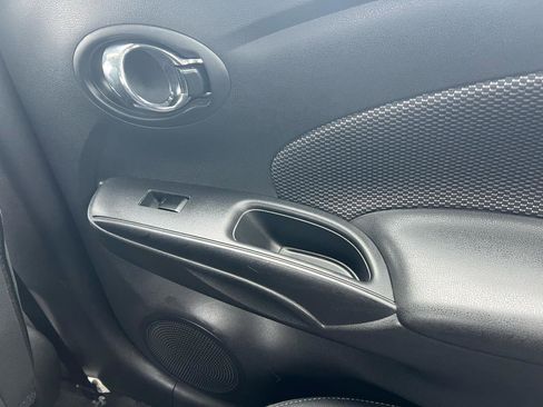 Used 2018 Nissan Versa SV FWD image 38