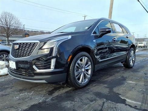Certified 2025 Cadillac XT5 Premium Luxury image 1