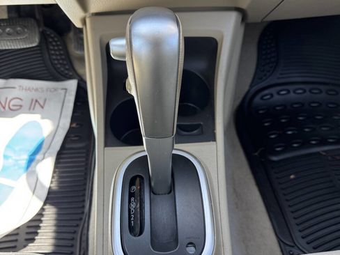 Used 2009 Nissan Versa 1.8 S w/ PWR Pkg image 15