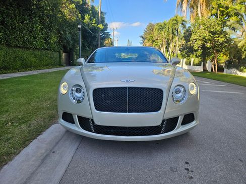 Used 2014 Bentley Continental GT image 41