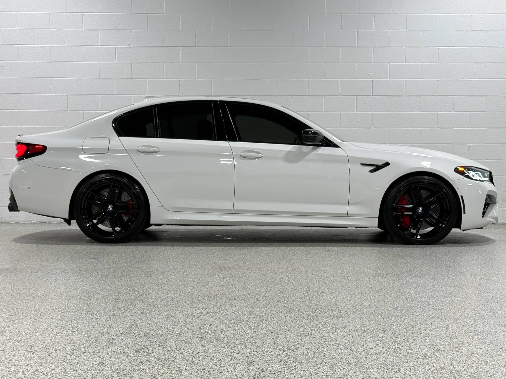 Used 2021 BMW M5 w/ Competition Package AWD/4WD image 5