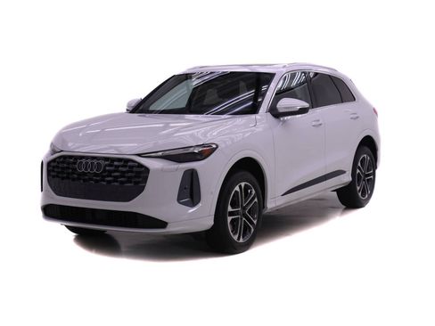 Certified 2025 Audi Q5 Premium w/ Convenience Package AWD/4WD image 1