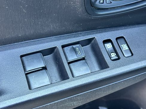 Used 2013 Toyota Yaris LE image 12