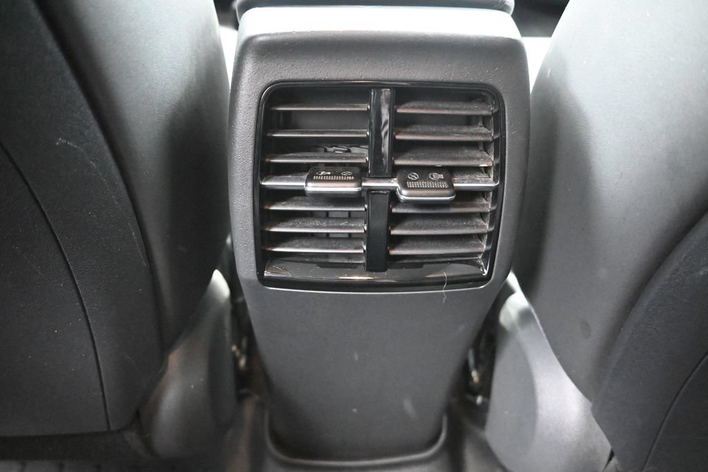Certified 2024 Kia Niro Wind w/ Wind Preserve Package FWD image 29