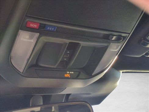 Certified 2025 Subaru Forester Premium image 21