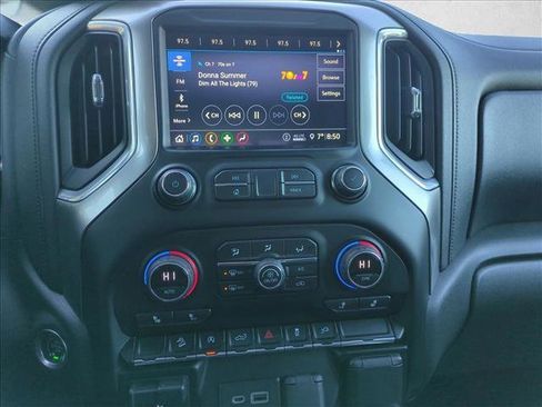 Used 2020 Chevrolet Silverado 1500 LT Trail Boss image 14