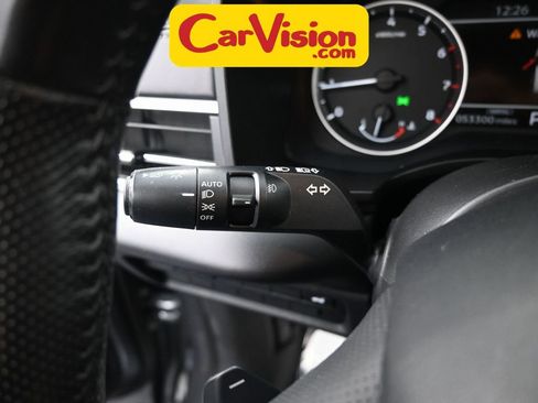 Used 2024 Mitsubishi Outlander SE image 20