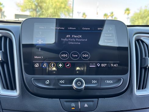 Used 2024 Chevrolet Malibu LT FWD image 21